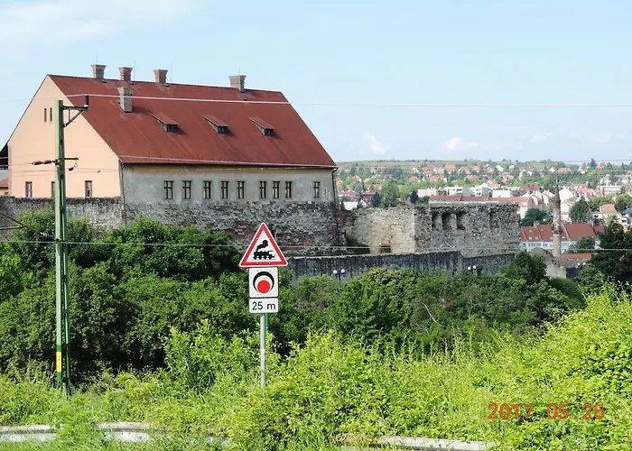 Eszter Apartamento Eger