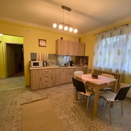 Eszter Appartement
