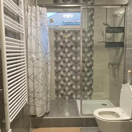 Eszter Apartamento Eger
