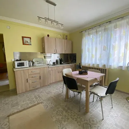 Apartamento Eszter *